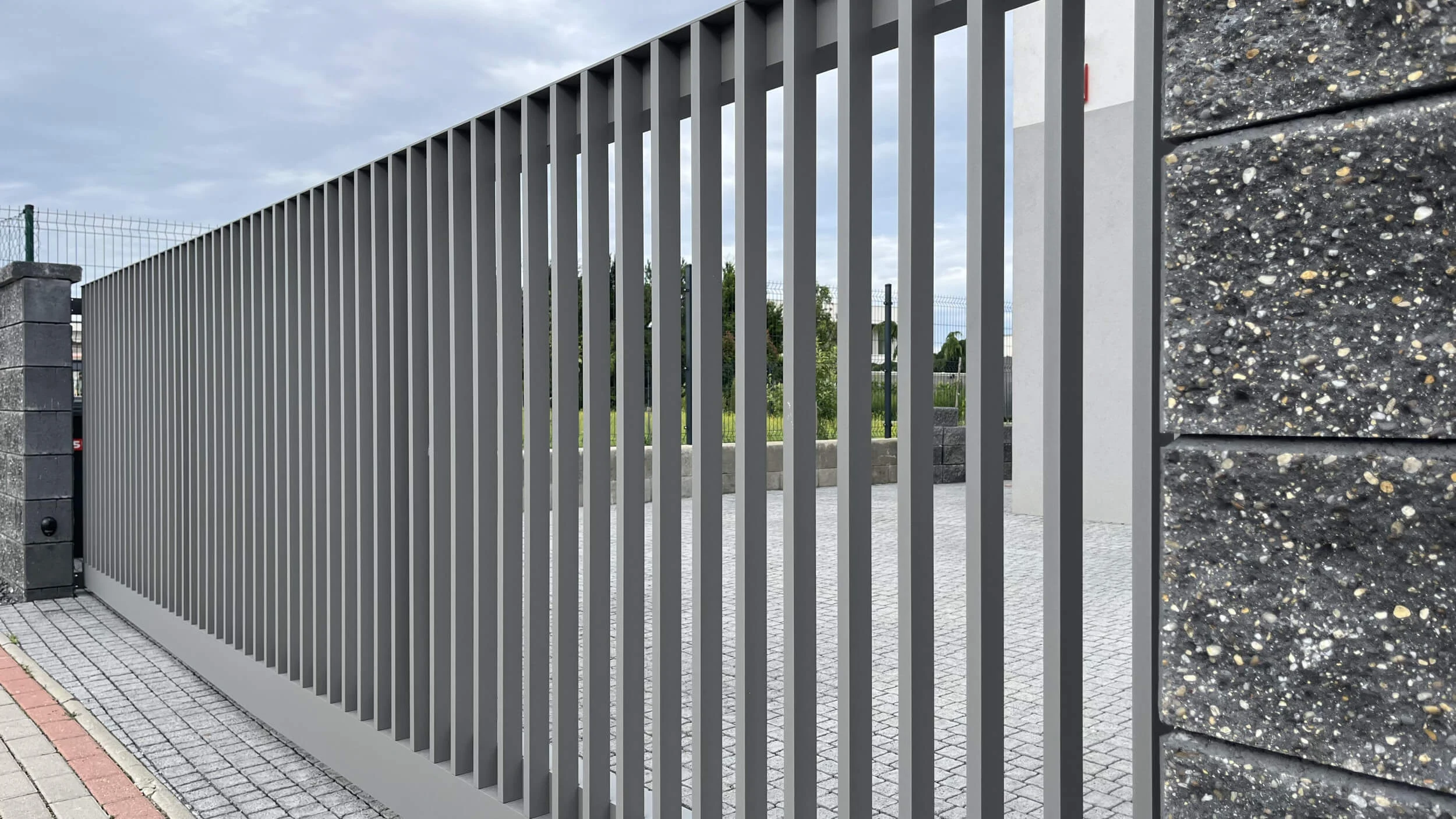 aluminium-schiebetor-oslo-elmar Aluminium schiebetor OSLO elmar